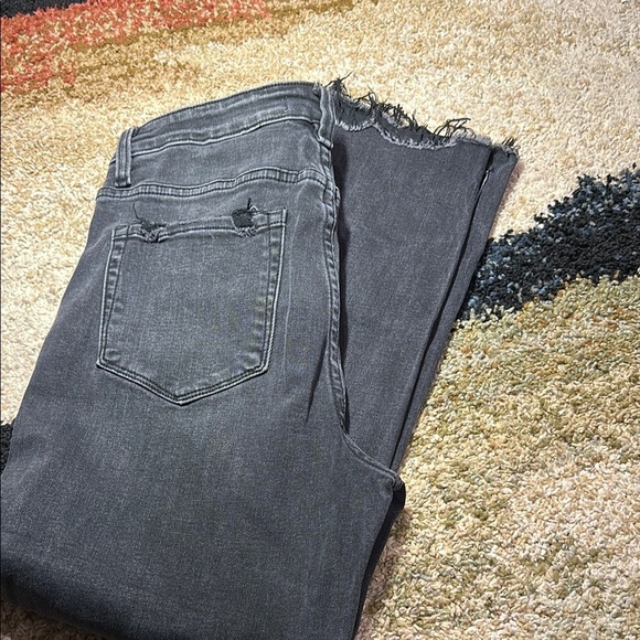 Flying Monkey Black Distressed Ankle Cropped Jeans Women 30 Never worn! NWOT - Picture 8 of 13